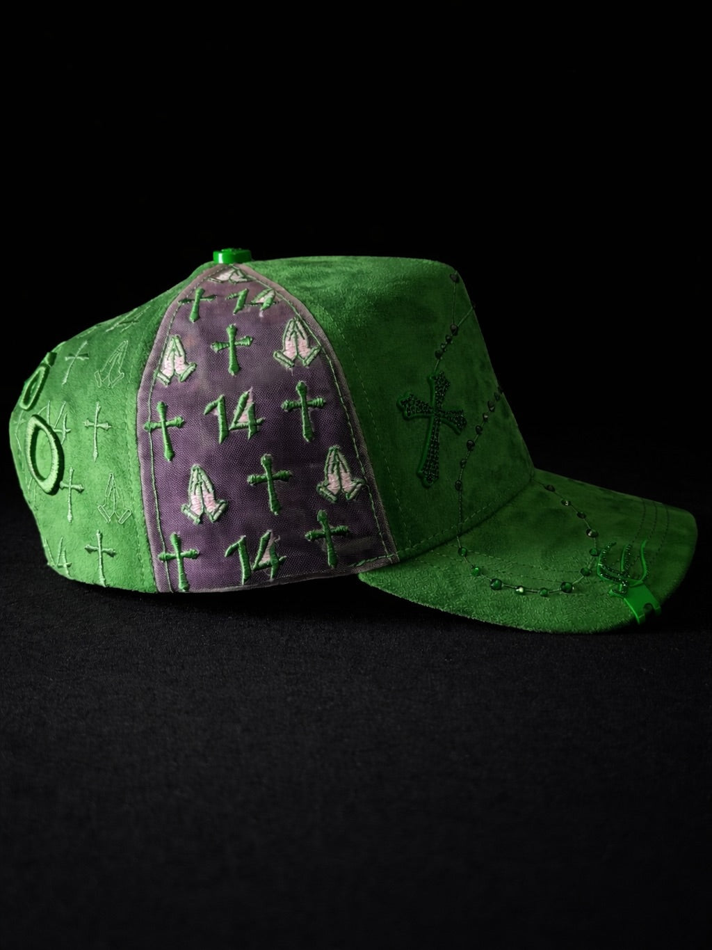 Bible Long Chain Green Cap