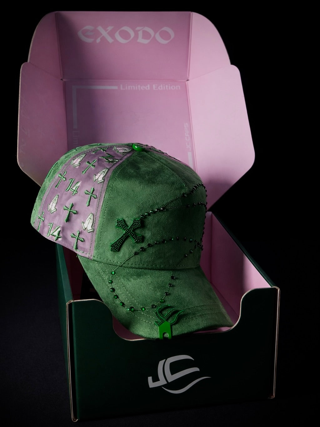 Bible Long Chain Green Cap